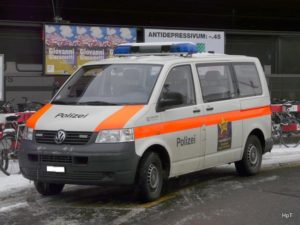 stadt-polizei-zuerich-mit-einem-30706